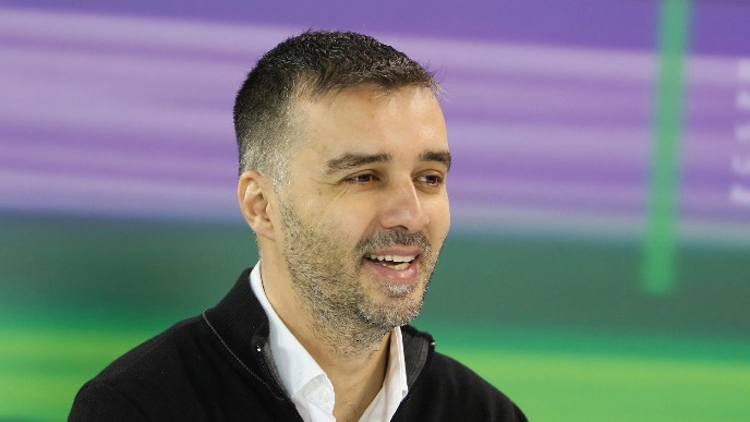 Dva univerzuma u Srbiji